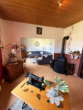 Zweifamilienhaus mit großem Garten - Wohnzimmer + Kamin