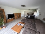 Neuwertige 3-Zimmer Wohnung mit Terrasse - Wohnzimmer