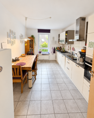 Zentral in Loxstedt: 3-Zimmer-Wohnung mit Südbalkon & großem Keller, 27612 Loxstedt, Wohnung