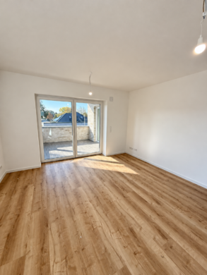 Erstbezug in Loxstedt-Nesse: Moderne 3-Zimmer-Wohnung mit überdachtem Balkon, 27612 Loxstedt, Wohnung